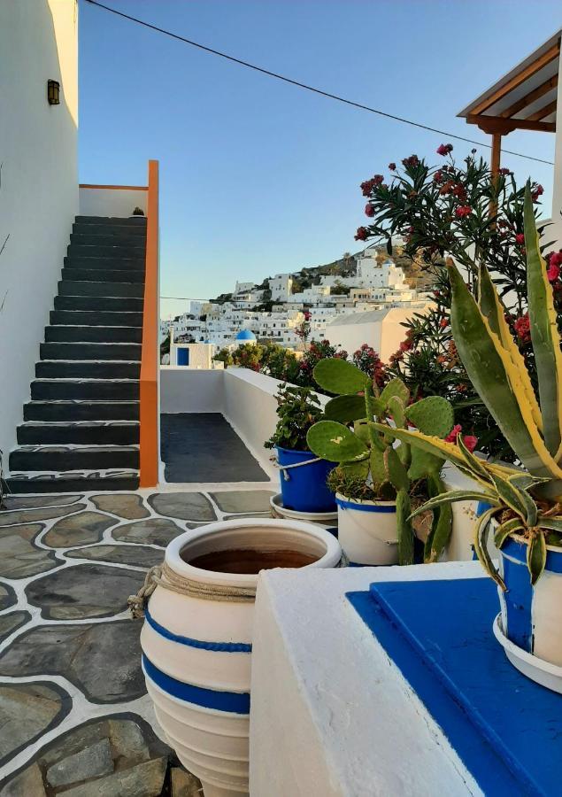 George'S Place Chora  Buitenkant foto